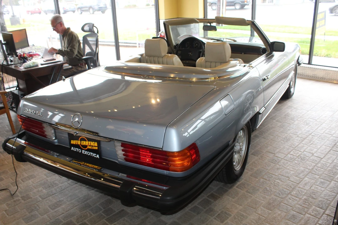 1983 Mercedes-Benz R107 SL-Class - Image 13 of 31