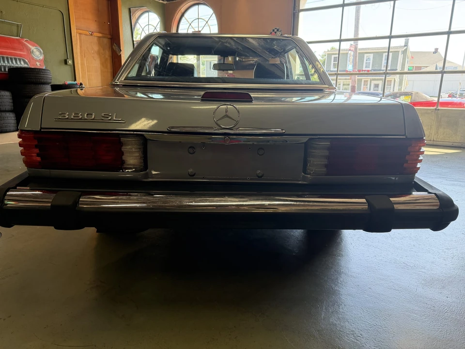 1983 Mercedes-Benz R107 SL-Class - Image 10 of 31
