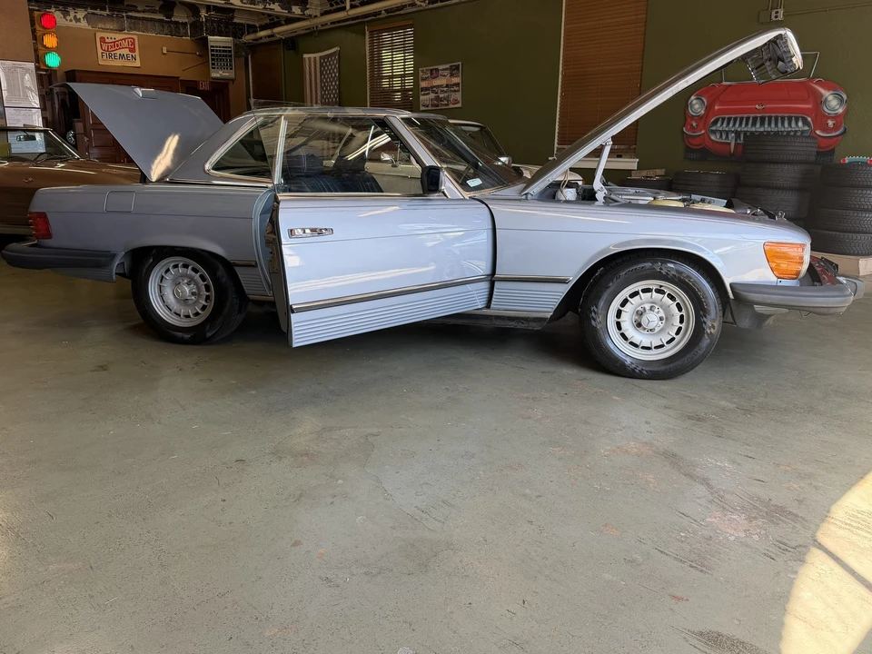 1983 Mercedes-Benz R107 SL-Class - Image 16 of 31