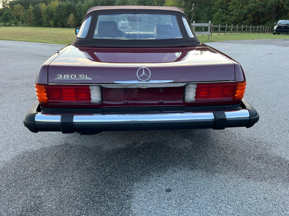 1983 Mercedes-Benz R107 SL-Class - Image 26 of 31