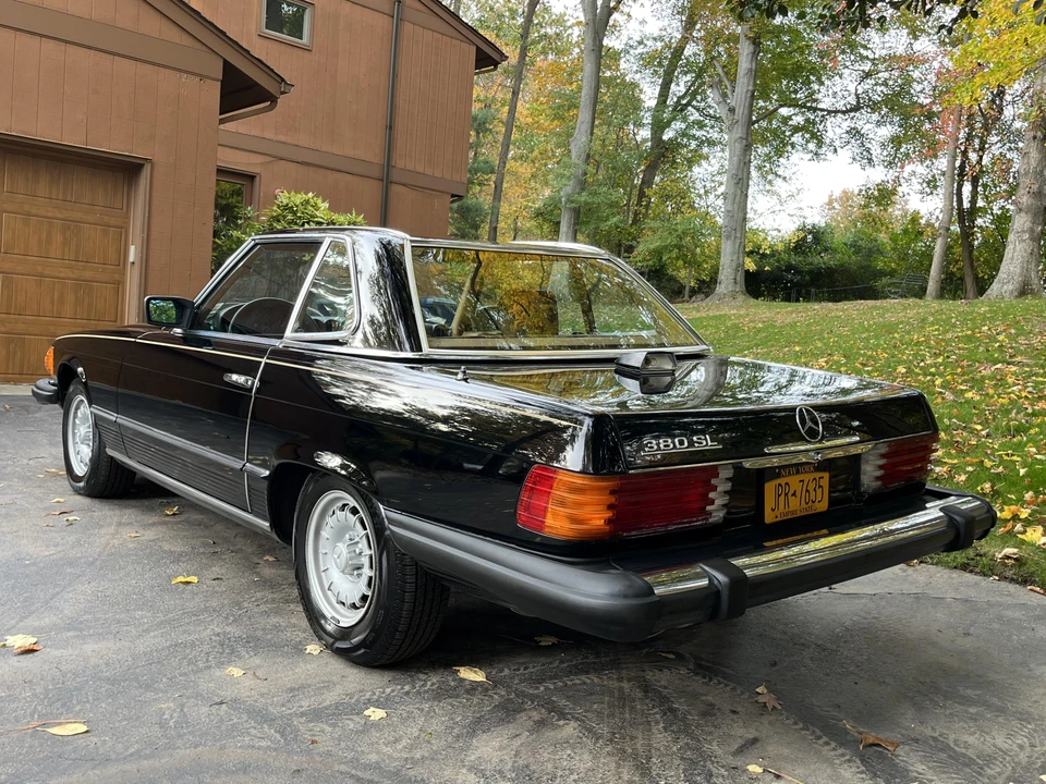 1983 Mercedes-Benz R107 SL-Class - Image 18 of 28