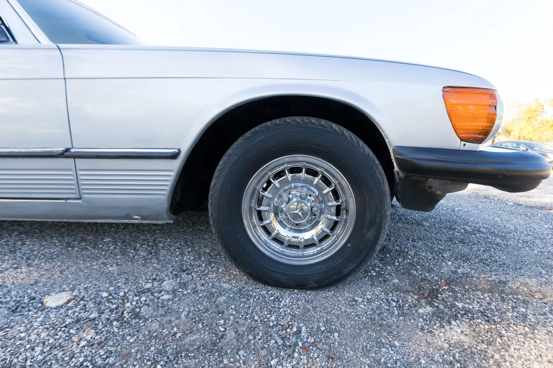 1983 Mercedes-Benz R107 SL-Class - Image 29 of 31