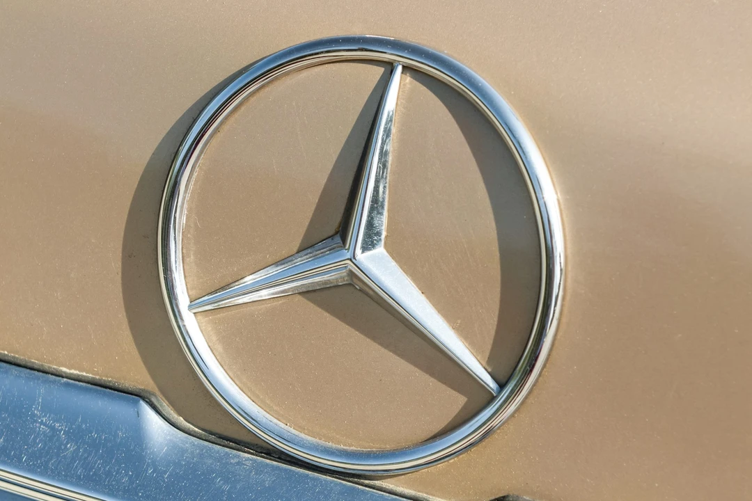 1983 Mercedes-Benz R107 SL-Class - Image 30 of 31