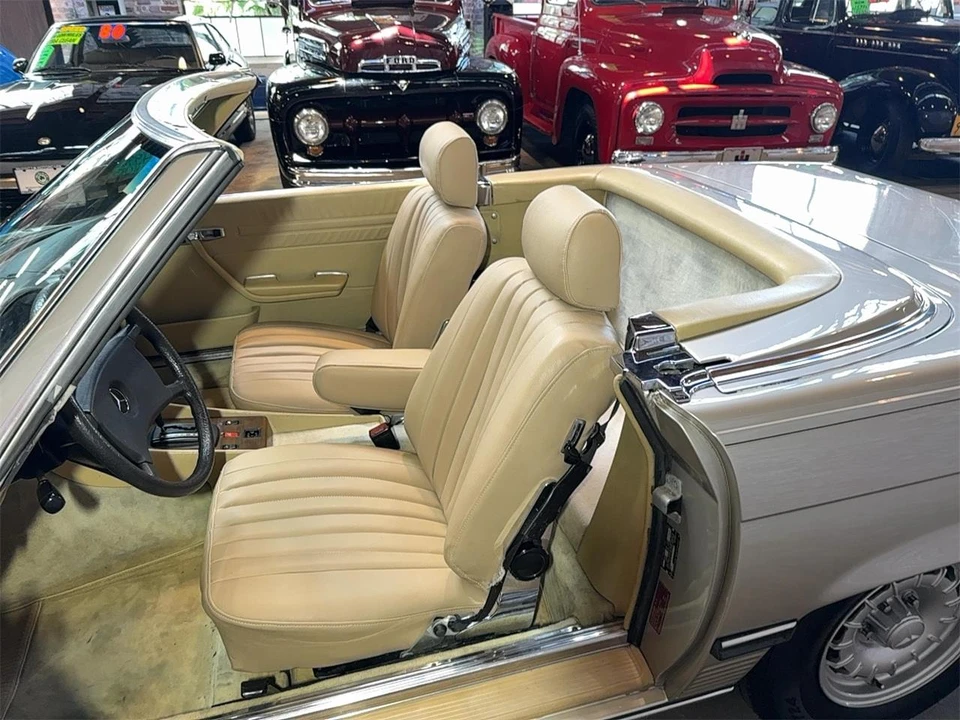 1983 Mercedes-Benz R107 SL-Class - Image 13 of 31