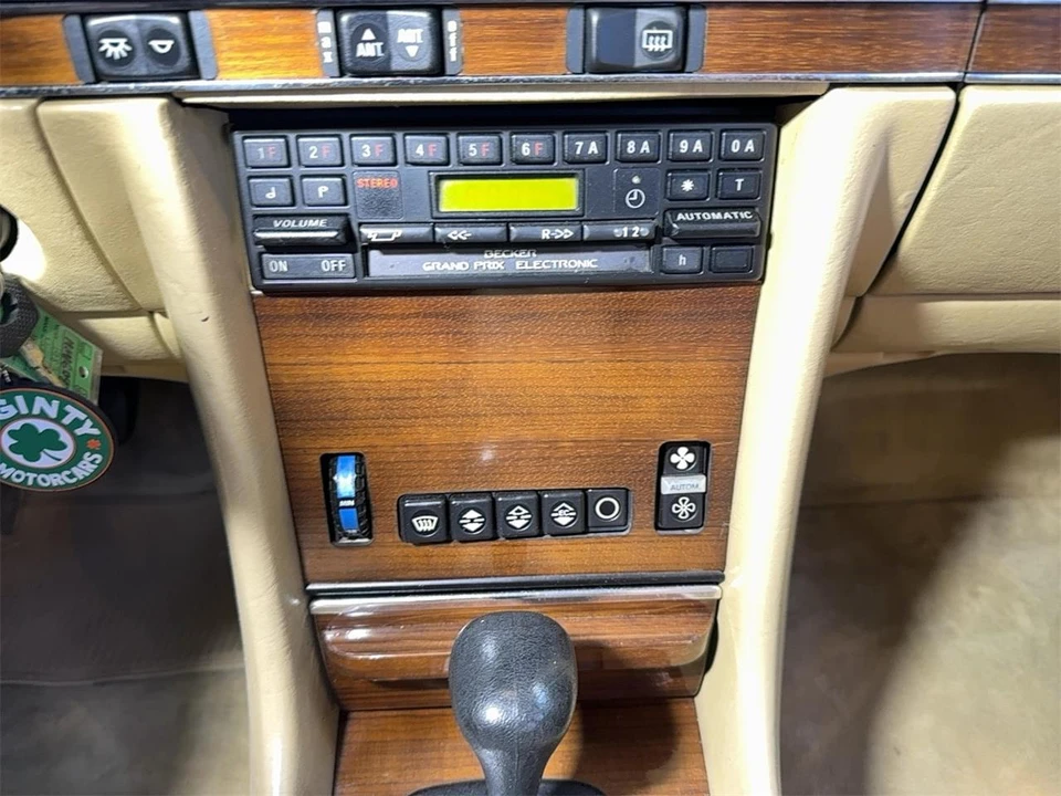 1983 Mercedes-Benz R107 SL-Class - Image 23 of 31