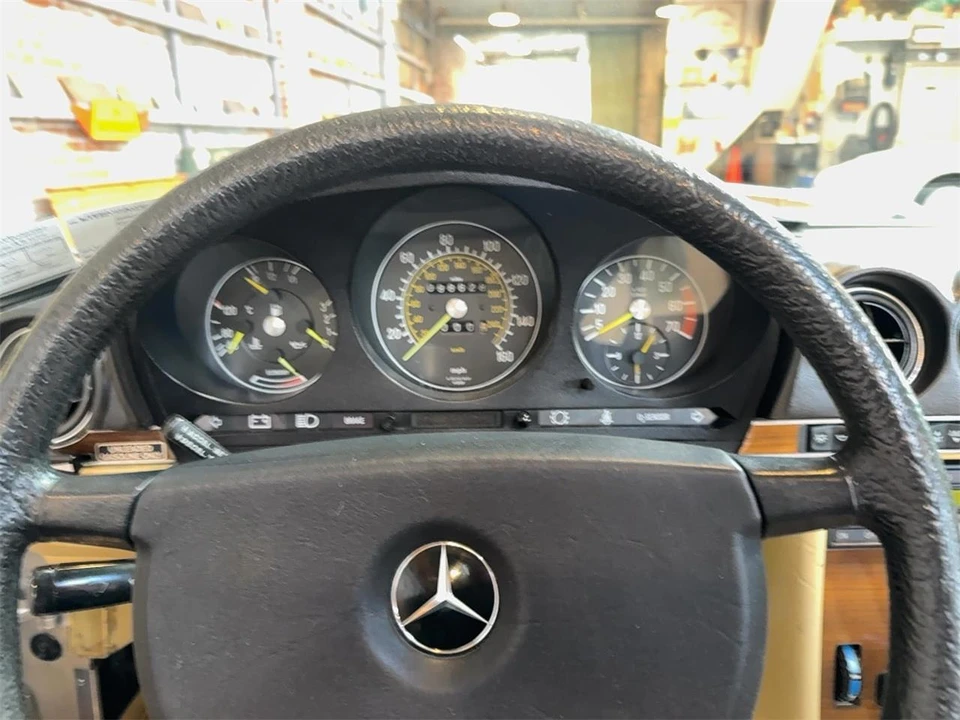 1983 Mercedes-Benz R107 SL-Class - Image 15 of 31