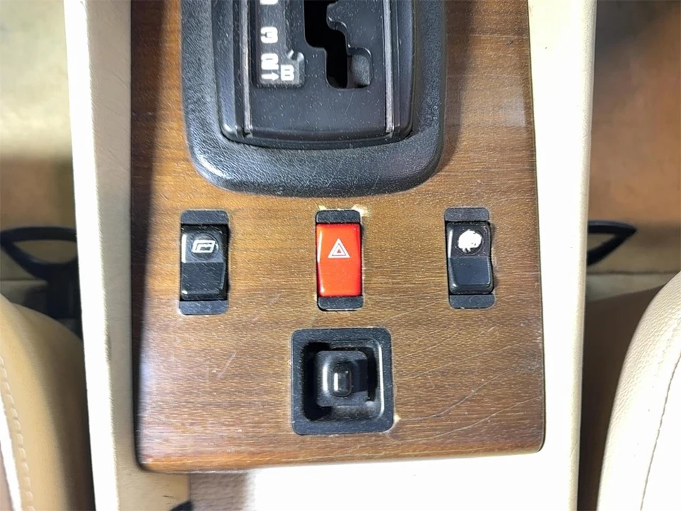 1983 Mercedes-Benz R107 SL-Class - Image 25 of 31