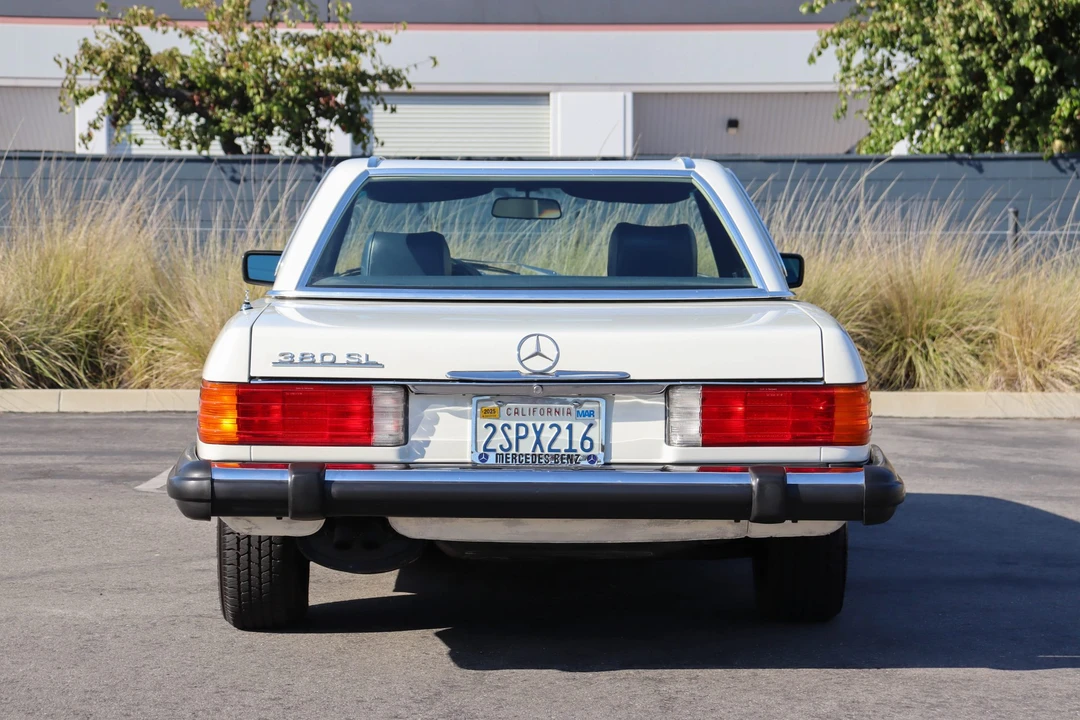 1983 Mercedes-Benz R107 SL-Class - Image 14 of 31