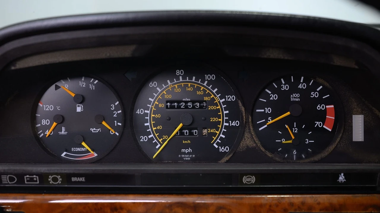 1983 Mercedes-Benz C126 S-Class Coupe - Image 30 of 31