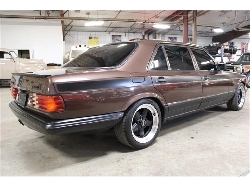 1983 Mercedes-Benz W126 S-Class Sedan - Image 8 of 31
