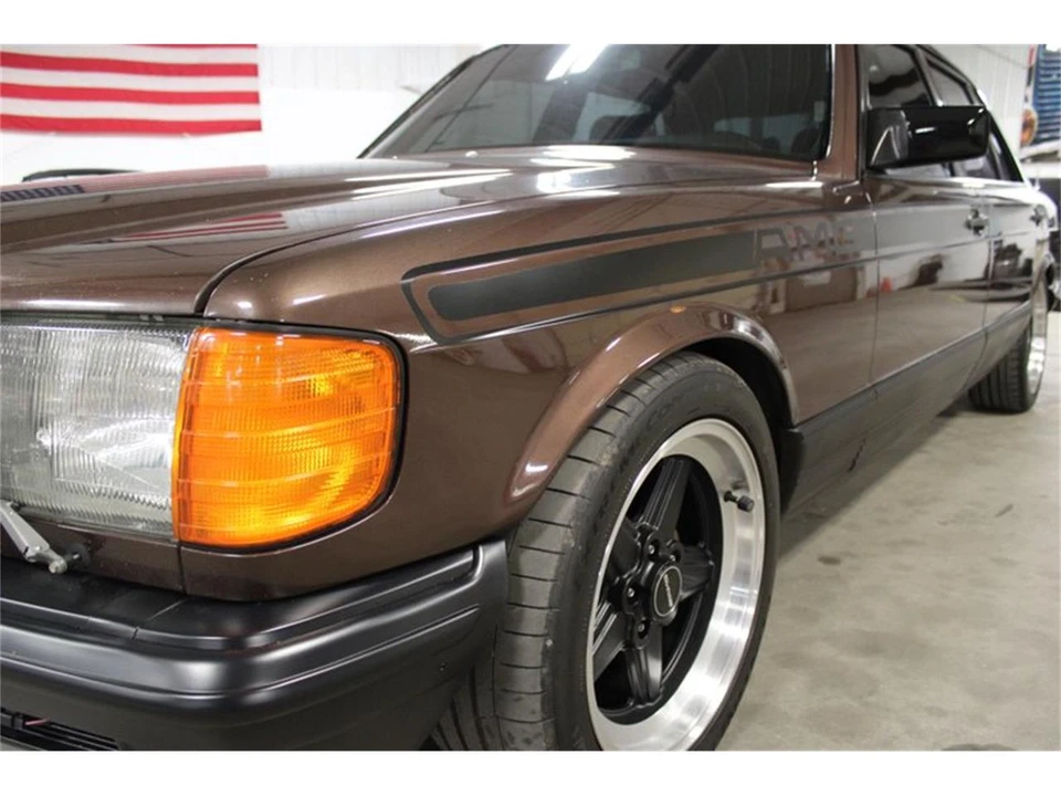 1983 Mercedes-Benz W126 S-Class Sedan - Image 12 of 31