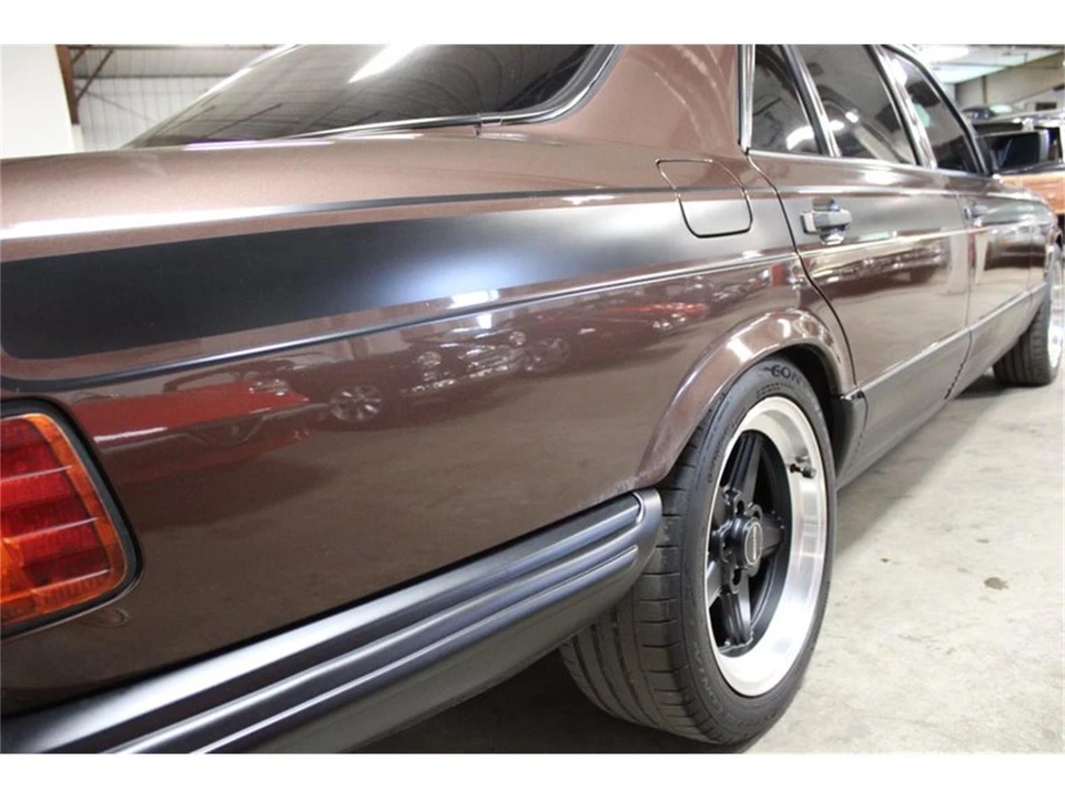 1983 Mercedes-Benz W126 S-Class Sedan - Image 14 of 31