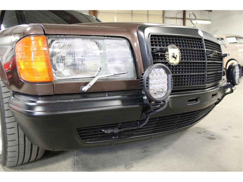 1983 Mercedes-Benz W126 S-Class Sedan - Image 18 of 31