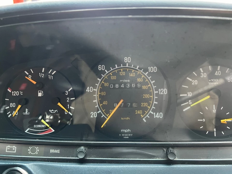 1983 Mercedes-Benz W123 Coupe (C123) - Image 10 of 30