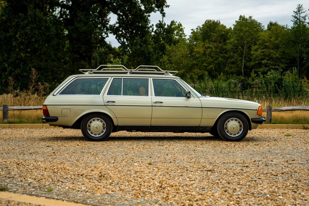 1983 Mercedes-Benz W123 Wagon (S123) - Image 7 of 30