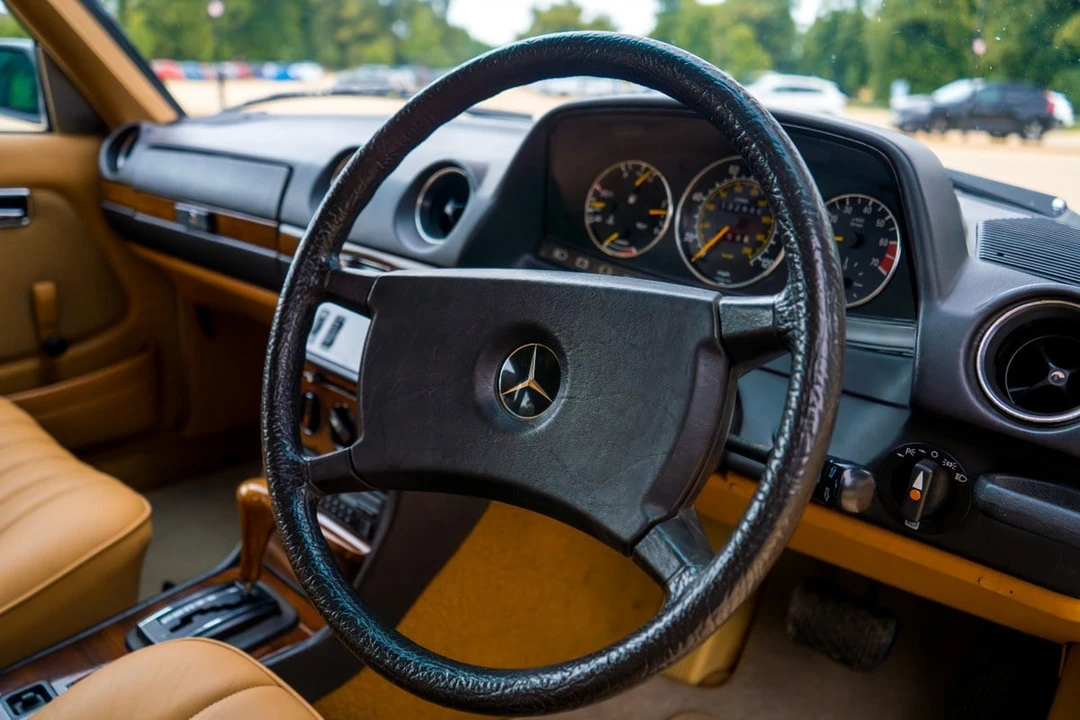 1983 Mercedes-Benz W123 Wagon (S123) - Image 19 of 30