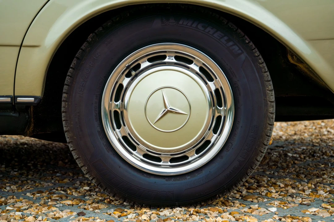 1983 Mercedes-Benz W123 Wagon (S123) - Image 13 of 30