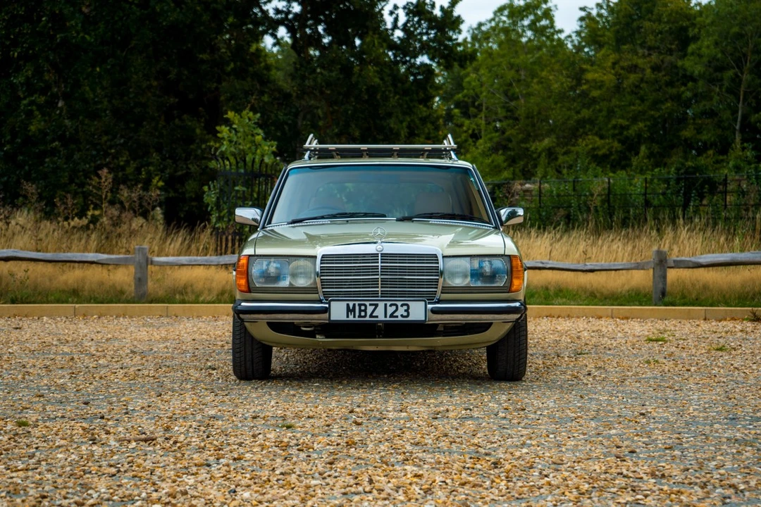 1983 Mercedes-Benz W123 Wagon (S123) - Image 9 of 30
