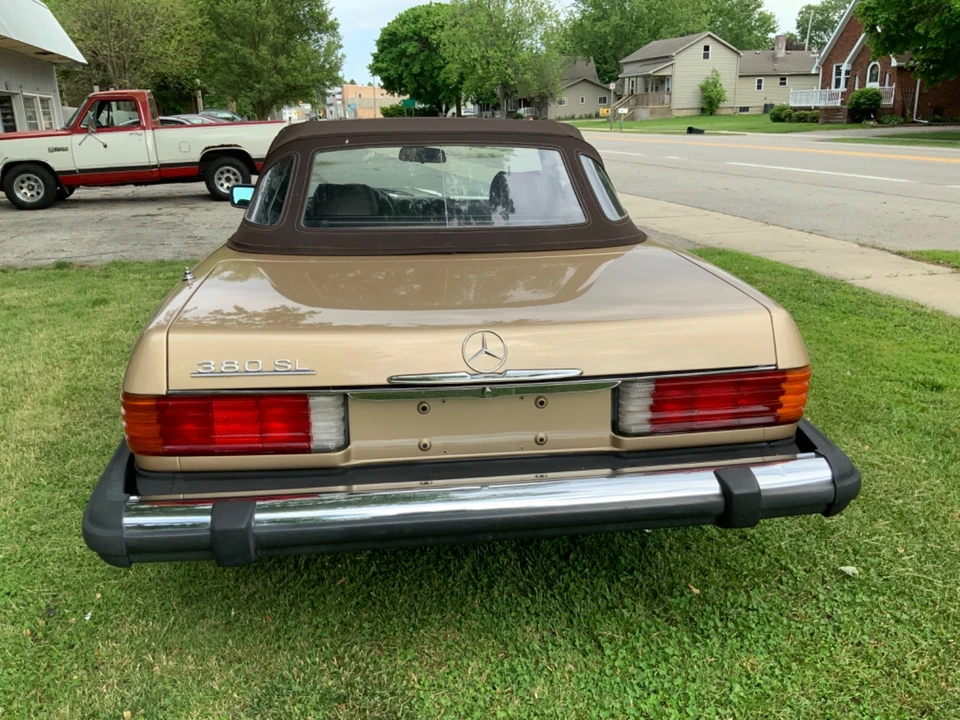 1983 Mercedes-Benz R107 SL-Class - Image 7 of 28
