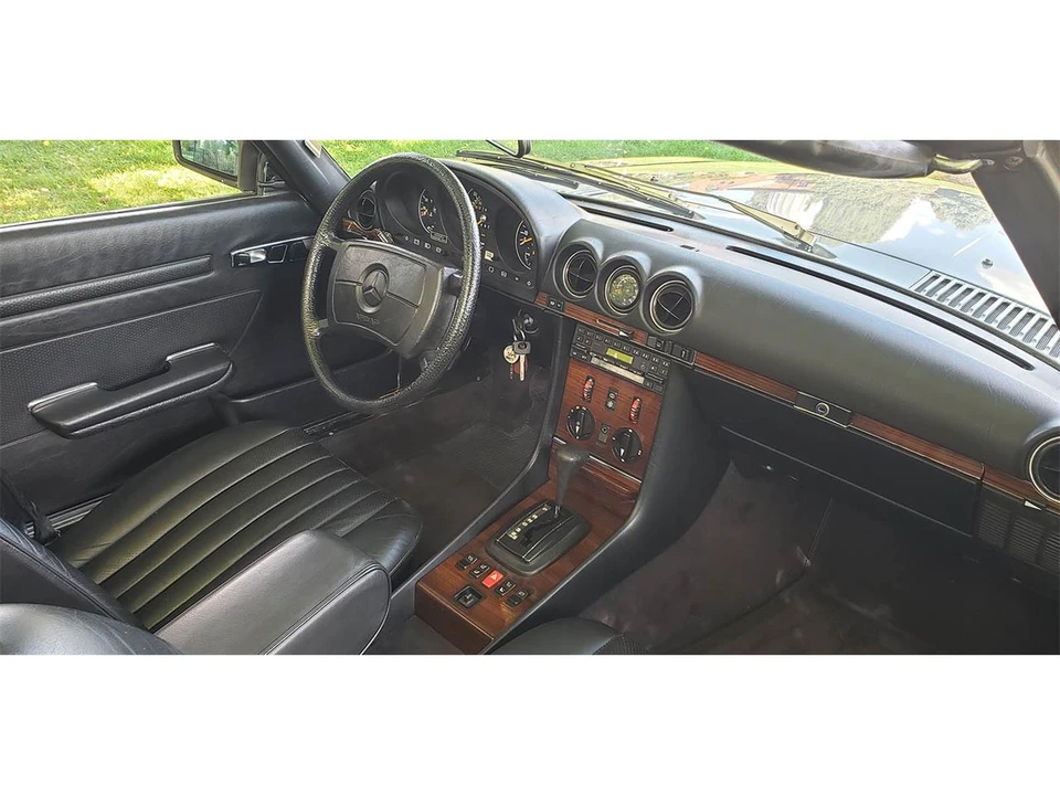 1983 Mercedes-Benz R107 SL-Class - Image 12 of 25