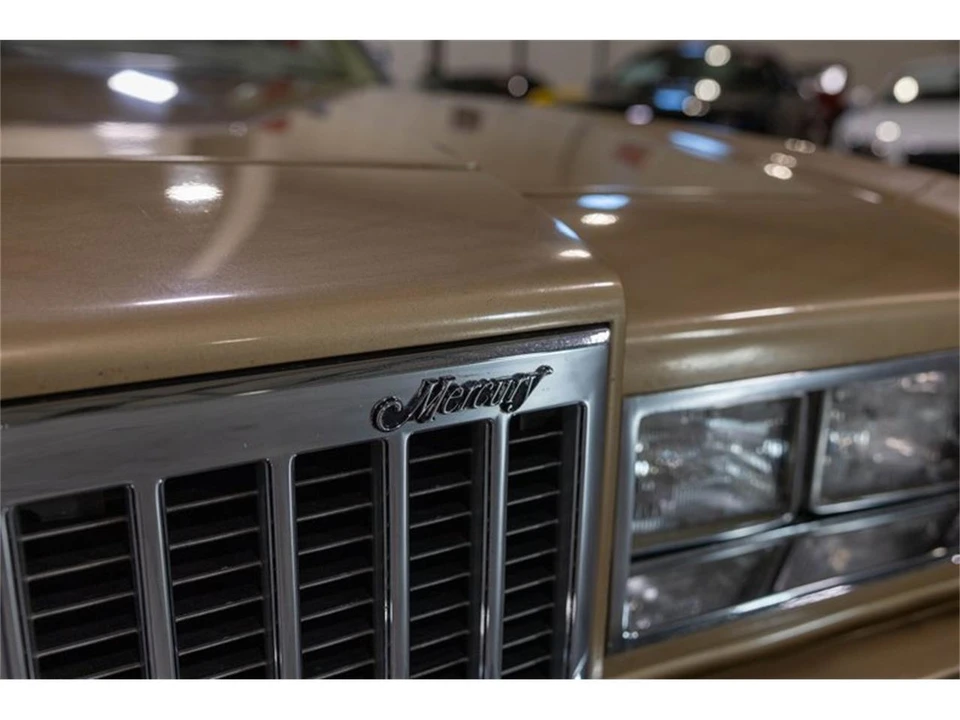 1983 Mercury Grand Marquis - Image 21 of 31
