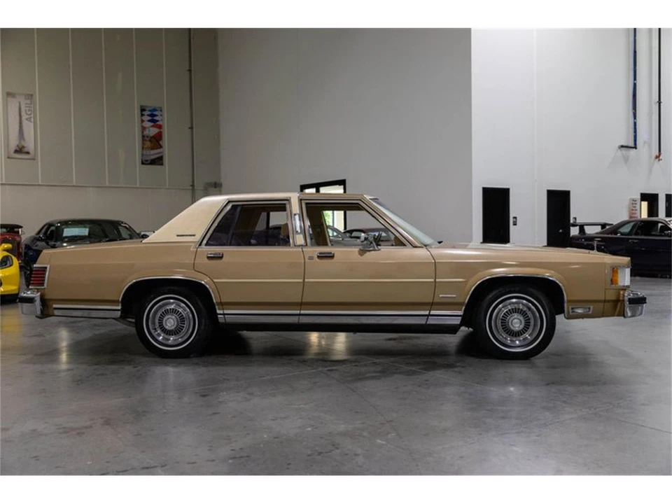 1983 Mercury Grand Marquis - Image 7 of 31