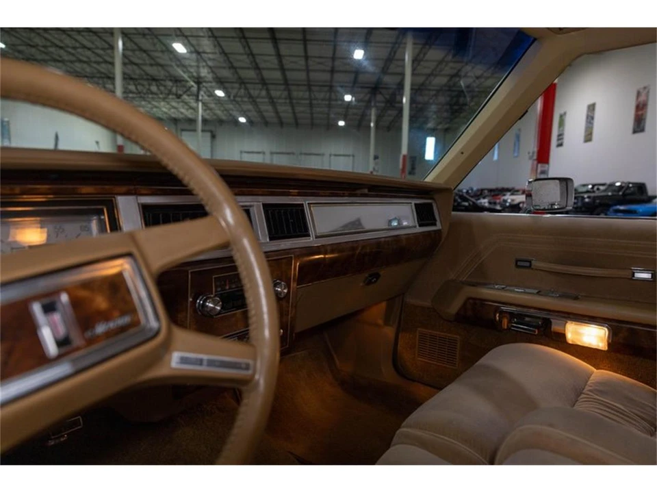 1983 Mercury Grand Marquis - Image 10 of 31