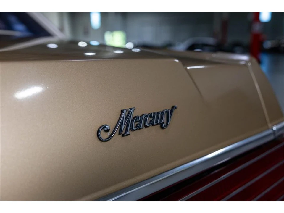1983 Mercury Grand Marquis - Image 25 of 31
