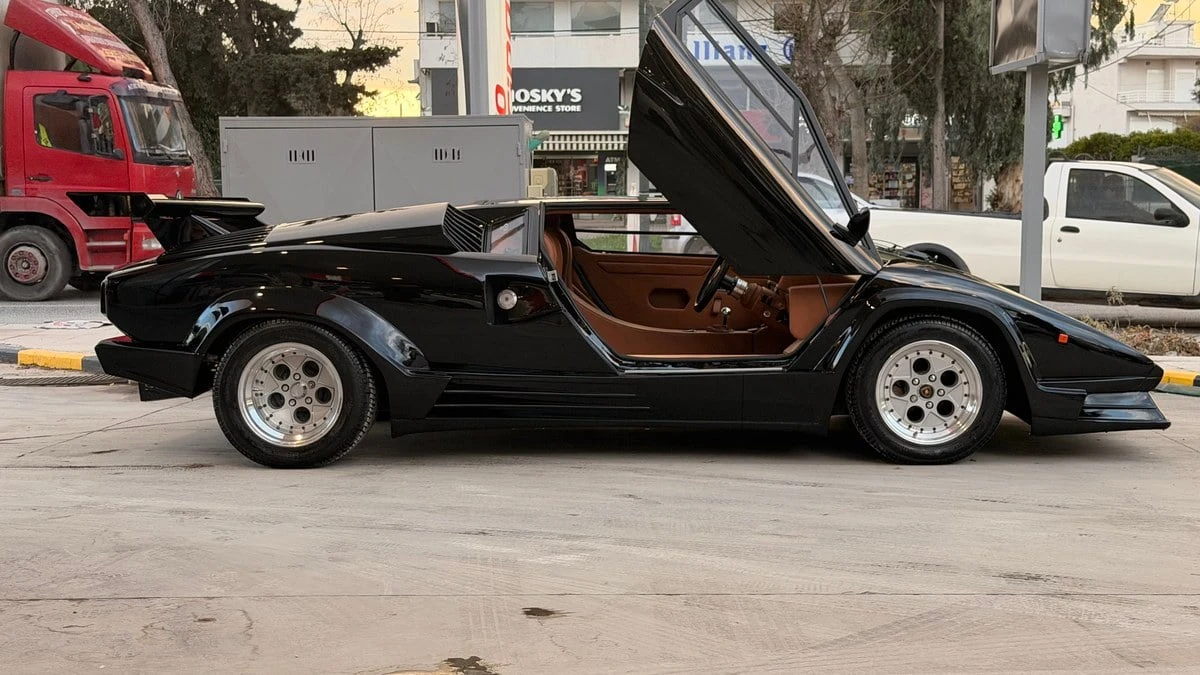 1983 Lamborghini Countach LP500 S - Image 3 of 30