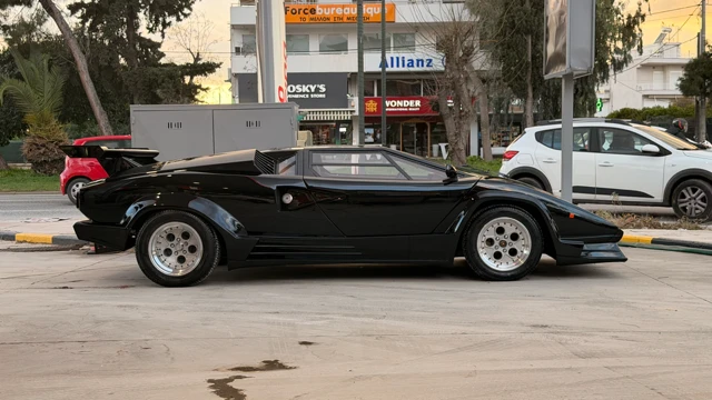 1983 Lamborghini Countach LP500 S - Image 7 of 30