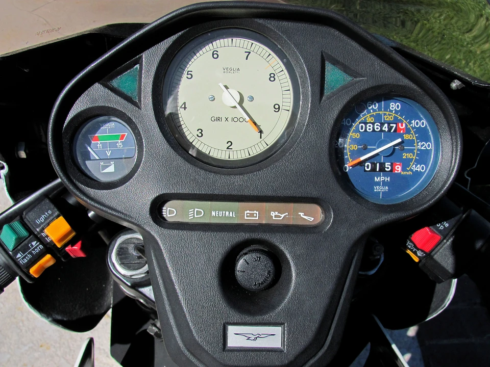 1983 Moto Guzzi Le Mans - Image 3 of 5
