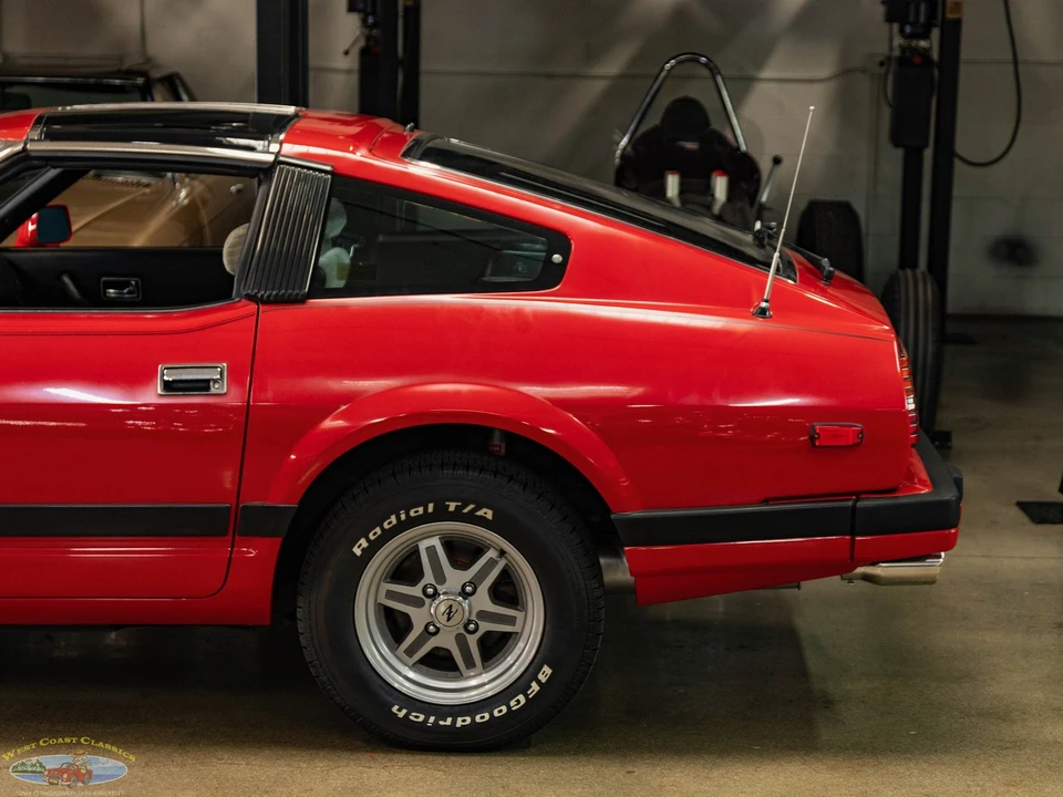 1983 Nissan - Image 8 of 31
