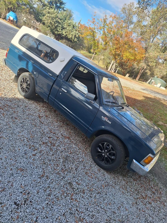 1983 Nissan - Image 8 of 31