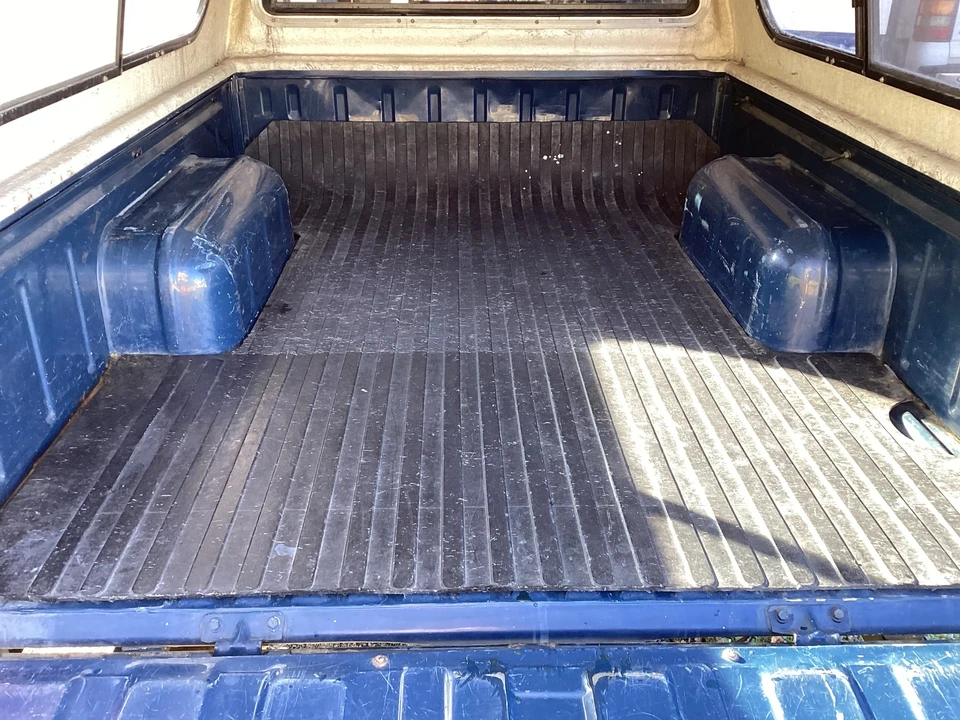 1983 Nissan - Image 20 of 31
