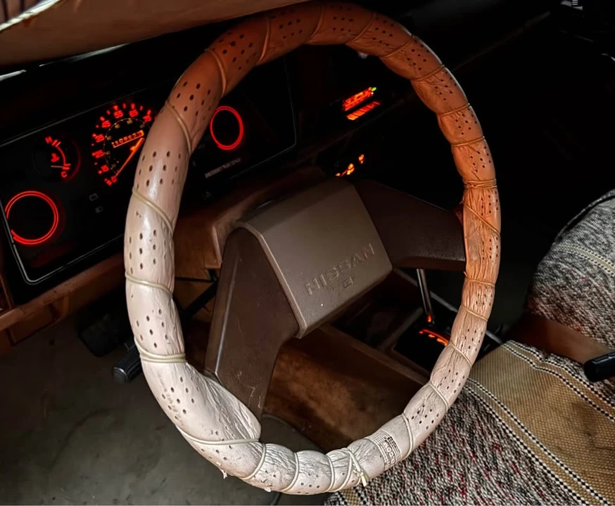 1983 Nissan - Image 4 of 10
