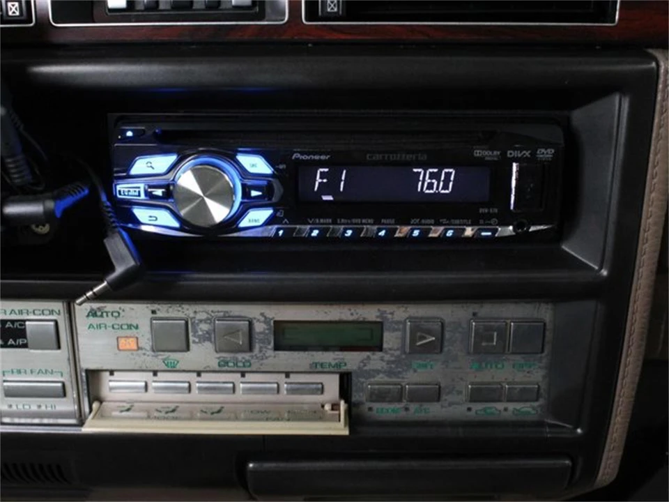 1983 Nissan Gloria 6th Gen - Image 12 of 31