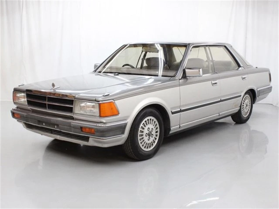 1983 Nissan Gloria 6th Gen - Image 2 of 31