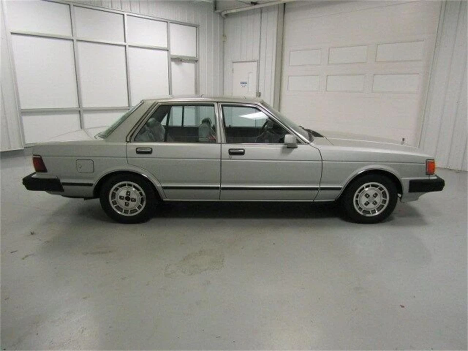 1983 Nissan Maxima 1st Gen - Image 8 of 31