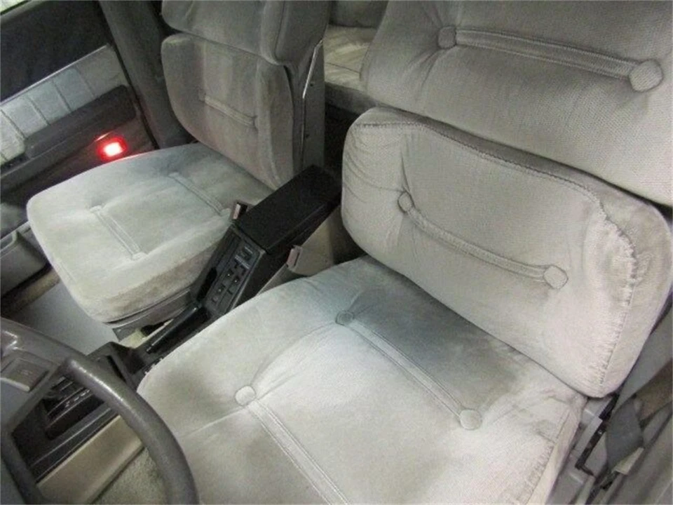 1983 Nissan Maxima 1st Gen - Image 10 of 31