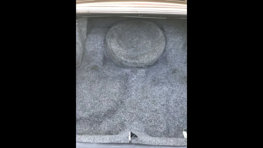 1983 Oldsmobile 98 - Image 14 of 15