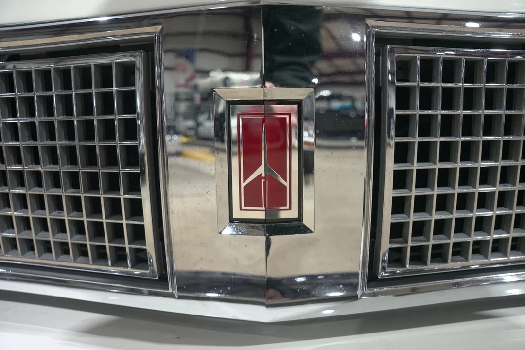 1983 Oldsmobile 98 - Image 22 of 31