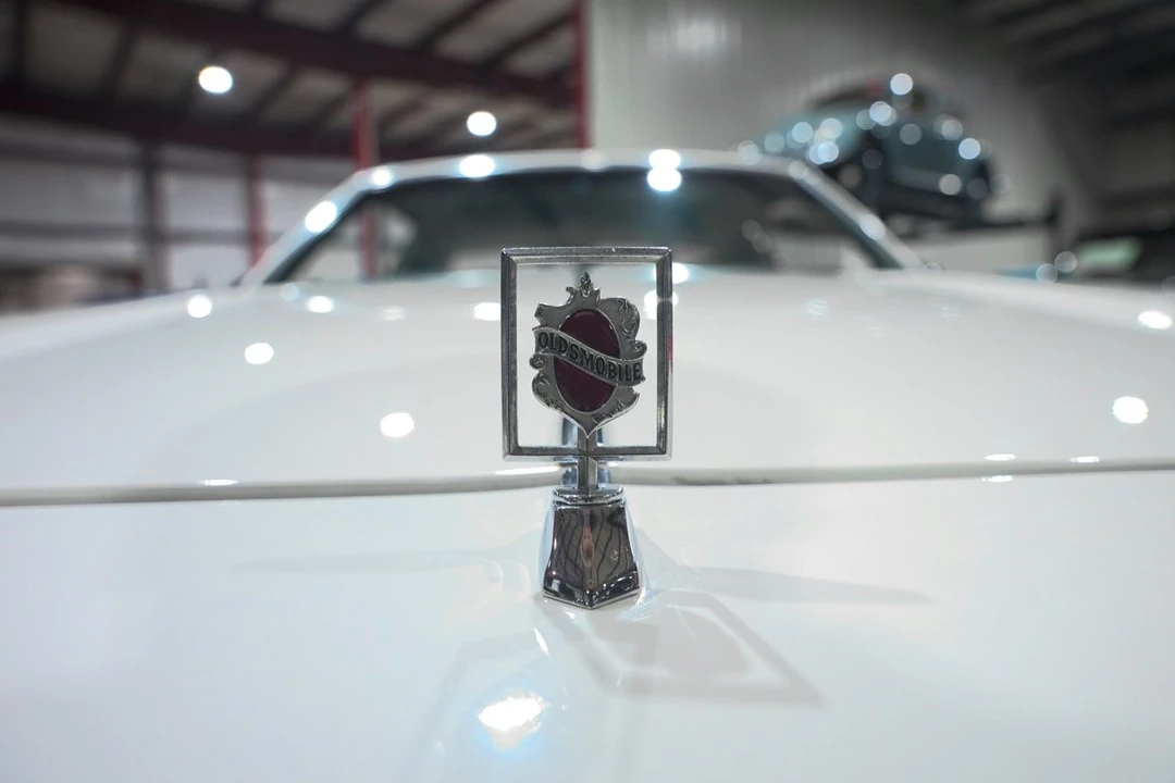 1983 Oldsmobile 98 - Image 21 of 21