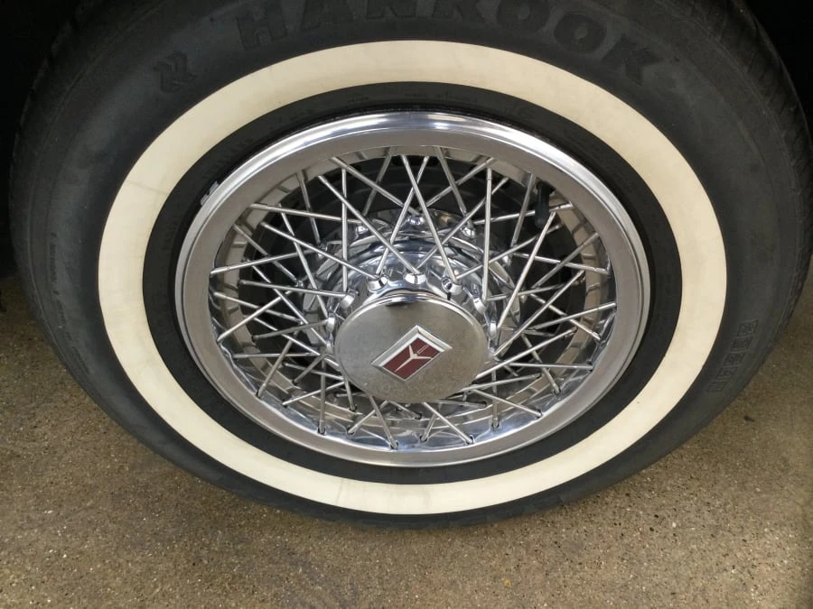 1983 Oldsmobile 98 - Image 7 of 19