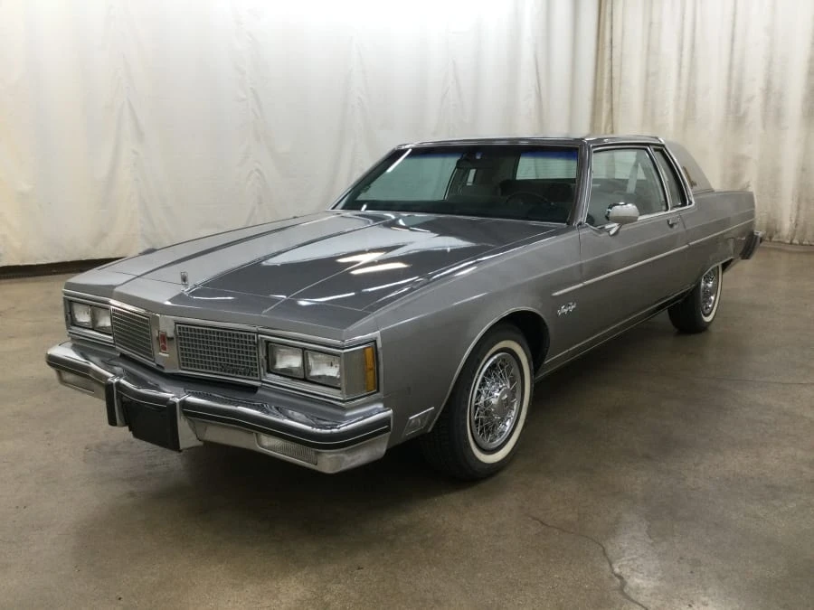 1983 Oldsmobile 98 - Image 6 of 19