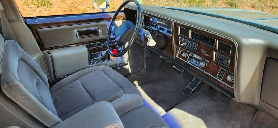 1983 Oldsmobile 98 - Image 10 of 20