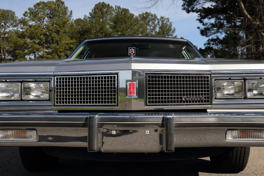 1983 Oldsmobile 98 - Image 12 of 29