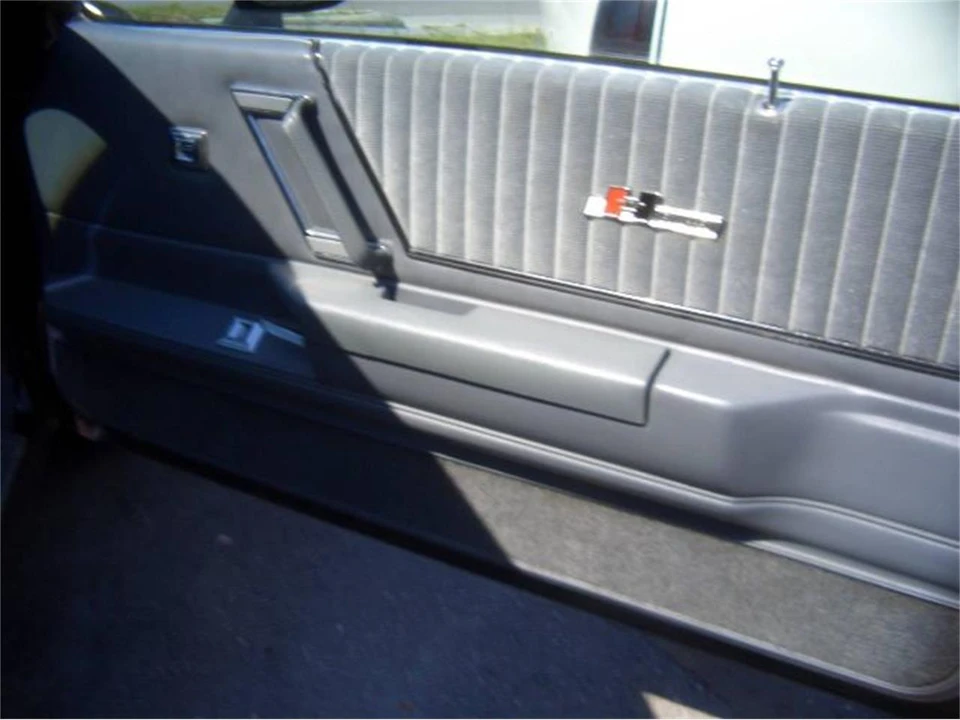 1983 Oldsmobile Cutlass 5th Gen - Image 10 of 13