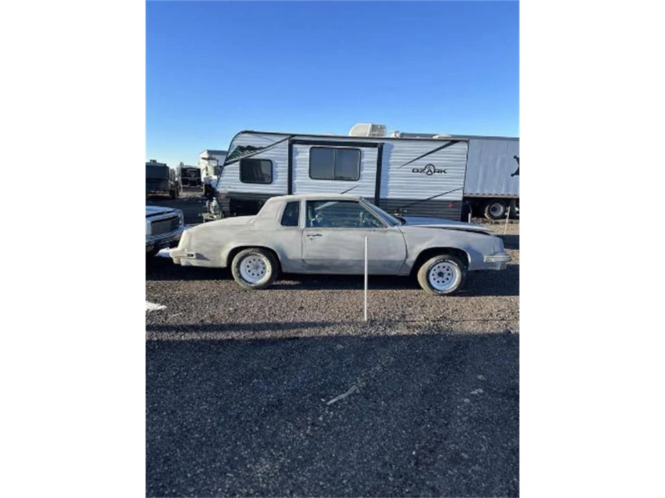 1983 Oldsmobile Cutlass 5th Gen - Image 9 of 9