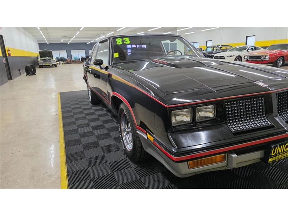 1983 Oldsmobile Cutlass 5th Gen - Image 17 of 31
