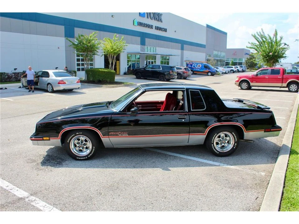 1983 Oldsmobile Cutlass 5th Gen - Image 25 of 31